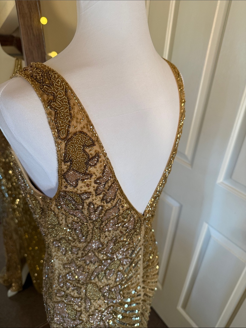 MAC DUGGAL Gold Beaded Floral Sleeveless Gown - Picture 9 of 17